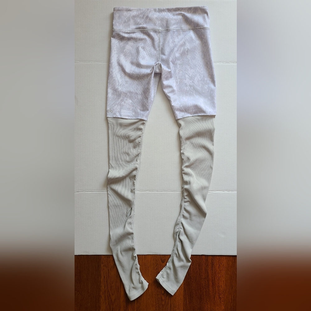 Alo Yoga High-Waist Goddess Legging Airbrush White/Dove Grey Colorblock Sz S - Picture 5 of 11